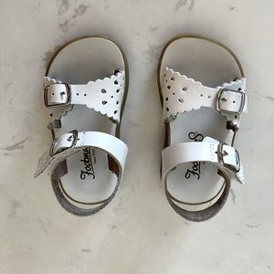 Footmates White Sandal - Size 5